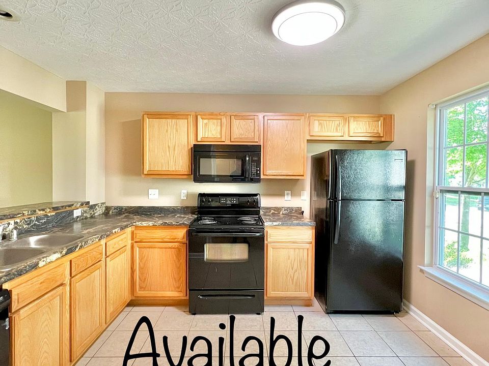 1st image of 102 Grinder Ct