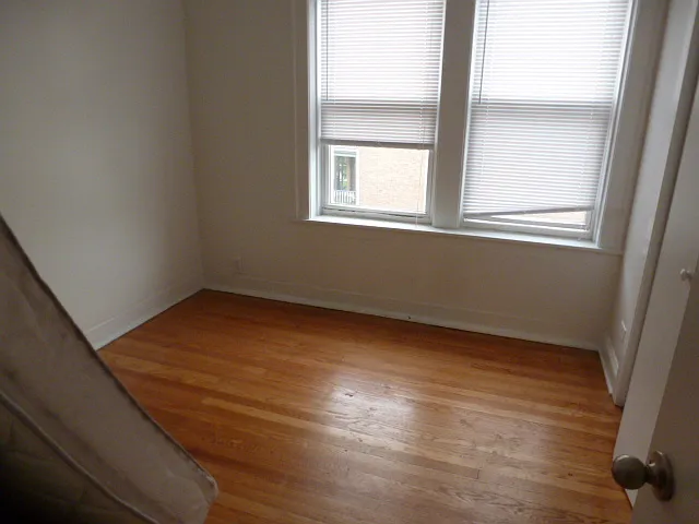 4027 N Monticello Ave #2 — Photo 6