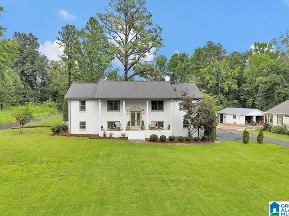1657 Shannon Rd, Bessemer, AL 35022