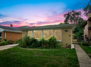 3711 Greenwood St, Skokie, IL
