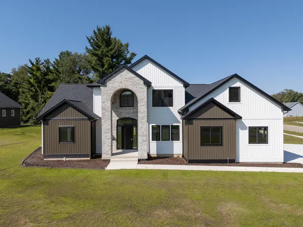 5304 Shane St, Kalamazoo, MI 49009