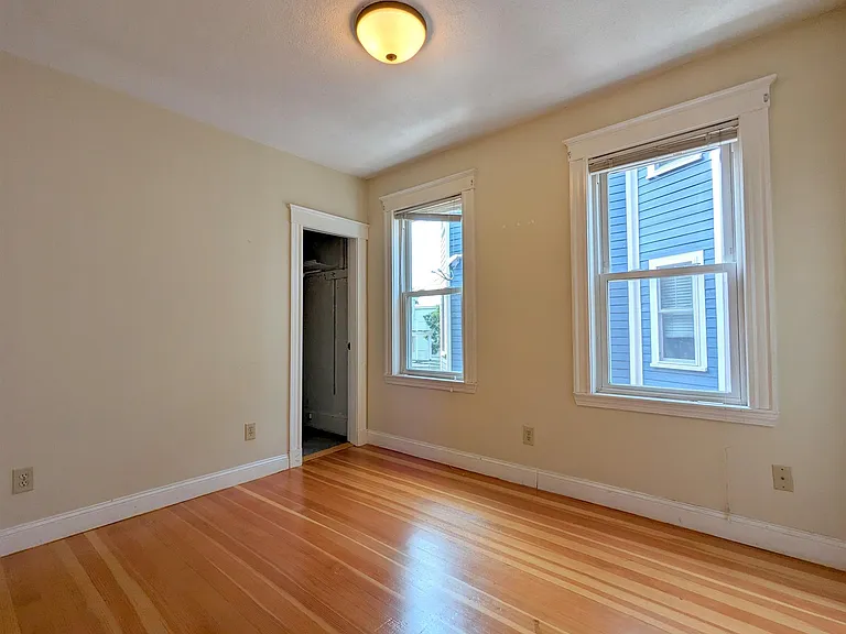 75 Conwell Ave #3 — Photo 7