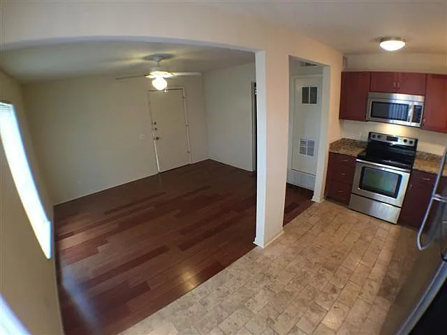 2800 Cole St #104C — Photo 12