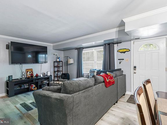 3rd image of 9240 Bridle Path Ln Unit G