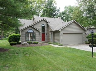 17854 Sable Ridge Dr, South Bend, IN 46635