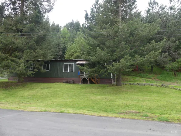601 S Front St, Troy, ID 83871