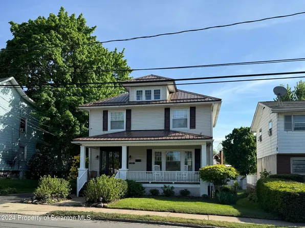 612 Main St, Moosic, PA 18507