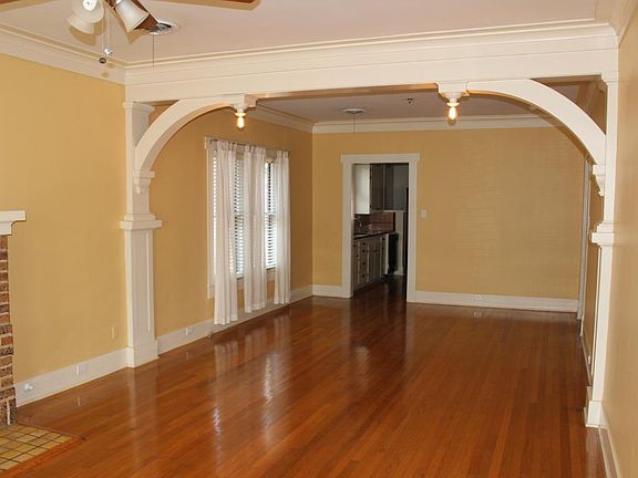3rd image of 1119 Kayton Ave