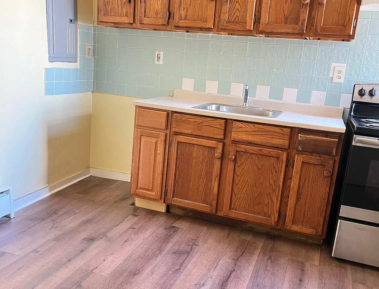 5353 Woodland Ave — Photo 3