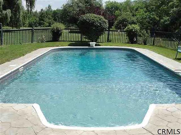 4th image of 4030 Jockey St