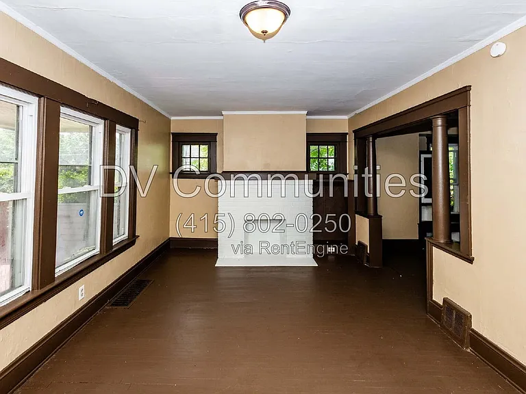 1148 E 176th St — Photo 30