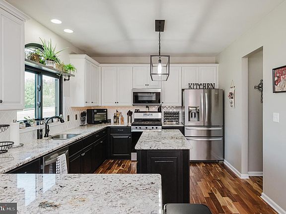 4th image of 35 S View Rd