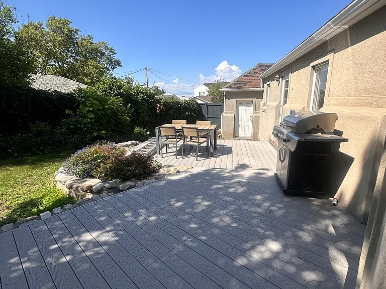 2230 E Sunnyside Ave — Photo 8
