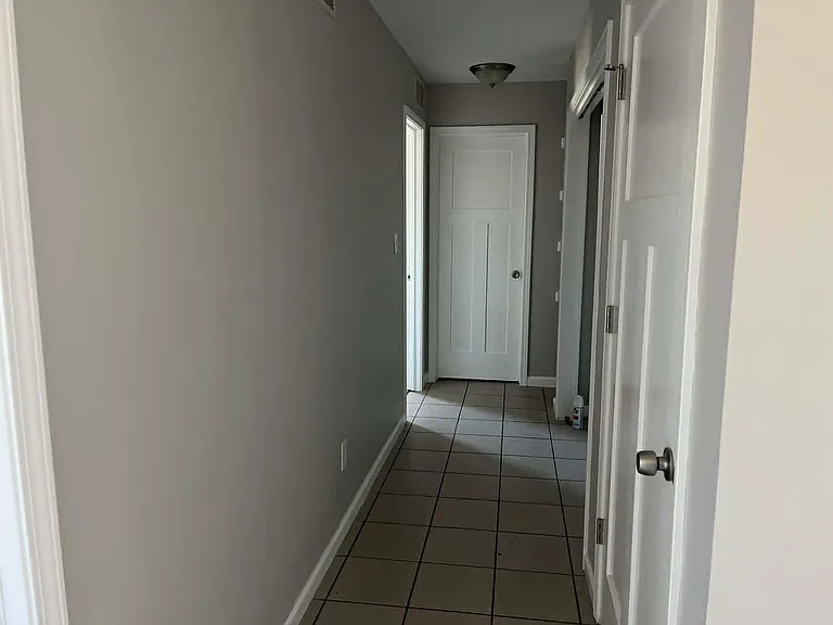 7037 SW Greenview Dr — Photo 8