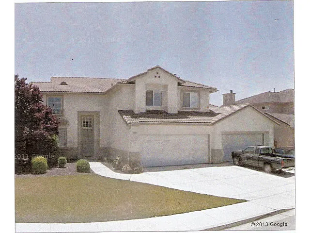411 Majestic Dr photo 1
