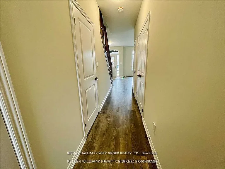 586 Murrell Blvd — Photo 2