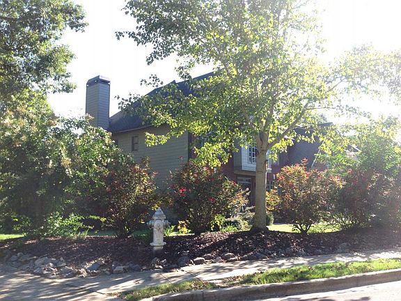 4th image of 570 River Valley Dr