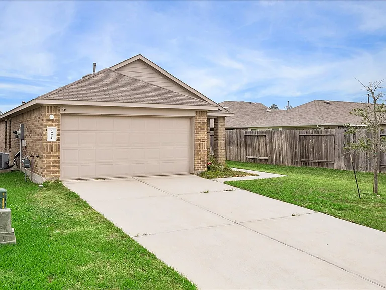 16691 Lonely Pines Dr — Photo 6