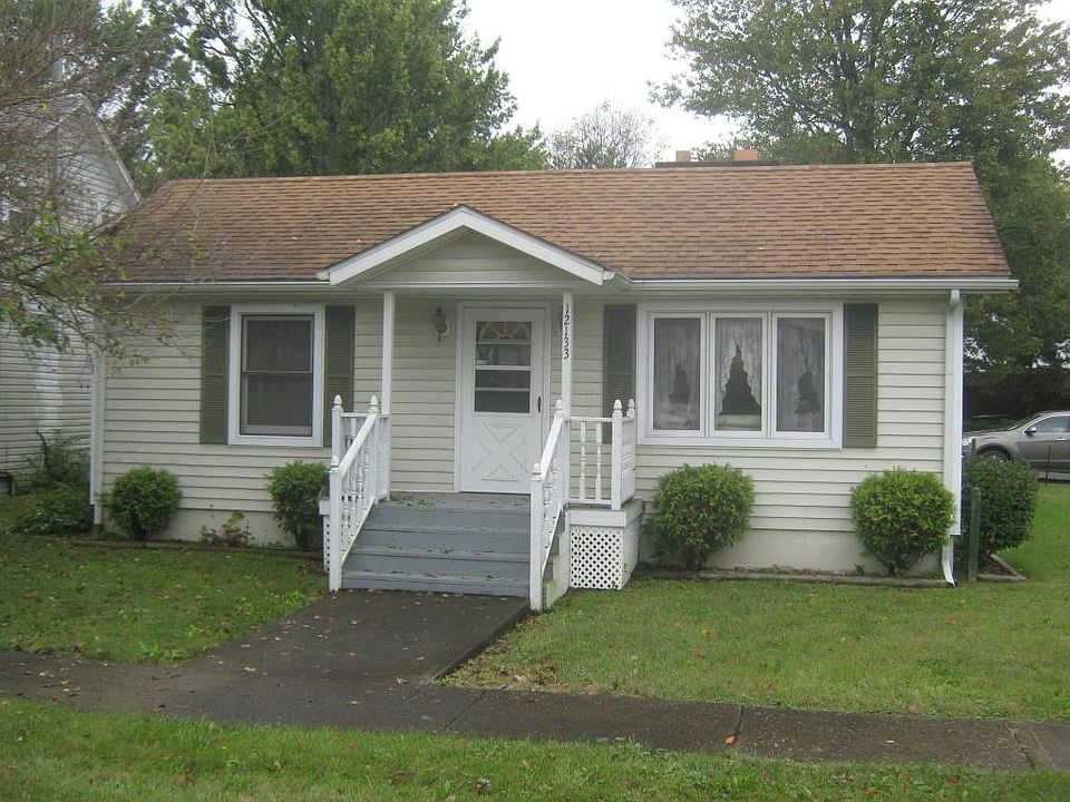 1st image of 12133 9th Ave