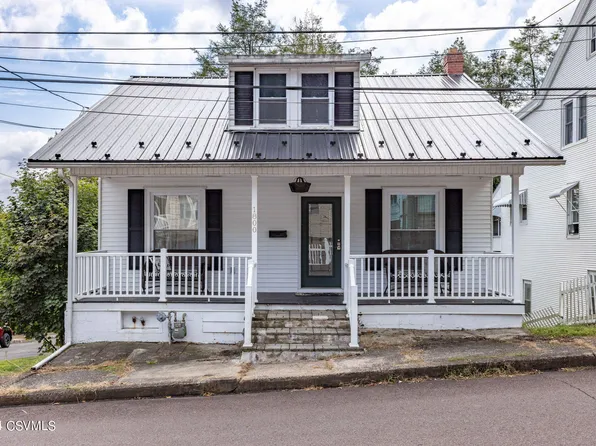1800 W Independence St, Coal Township, PA 17866