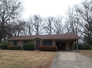 1960 Jim Bowie Ext, Dyersburg, TN 38024