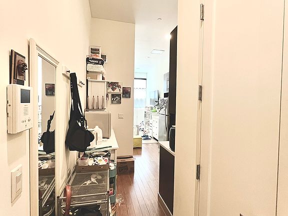 5th image of 2532 30th Dr APT 1a
