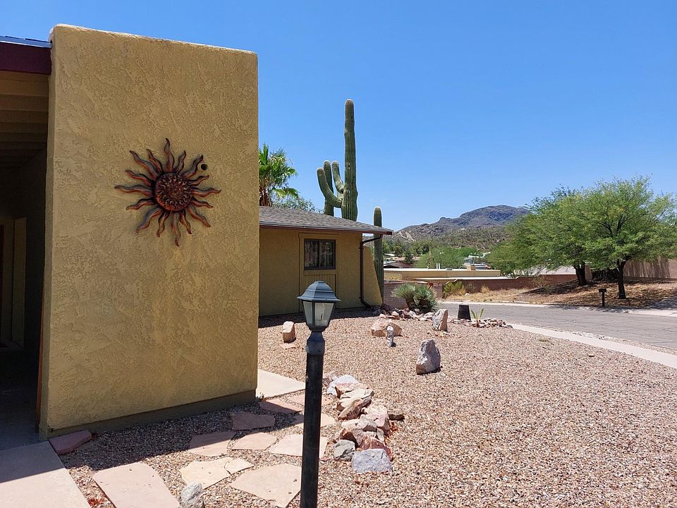 1st image of 1525 S Saint Tropaz Pl