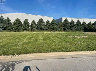 427 Windcrest Ct, Sandusky, OH 44870