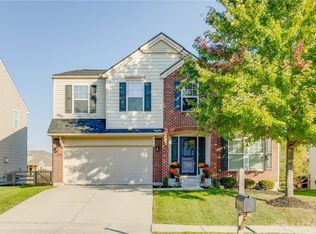 1816 Greentree Meadows Dr, Lebanon, OH 45036