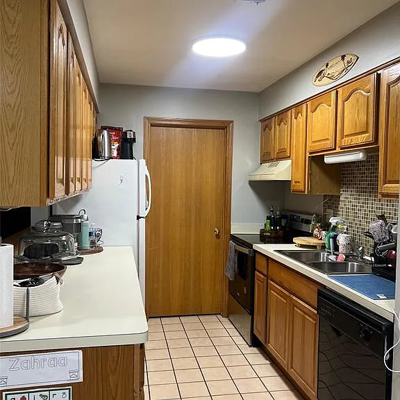 8049 Fenton St — Photo 13