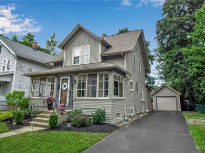 211 Pleasant Ave, Hamburg, NY, 14075