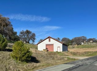 5462 Cox Dr, Valley Springs, CA