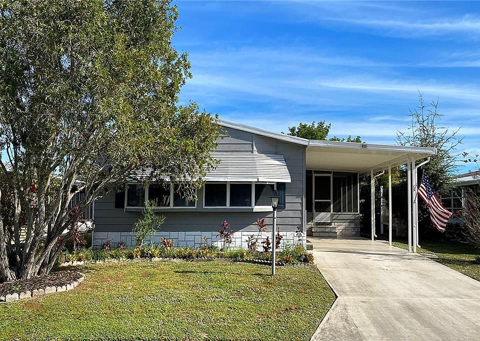 1st image of 915 Oleander Cir