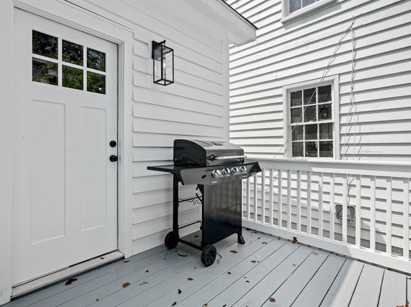 charleston-south-carolina-2057762737 picture