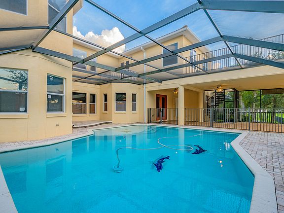 4th image of 17937 Bahama Isle Cir