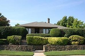 4th image of 5602 Vinewood Dr