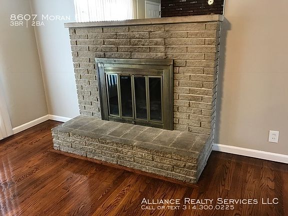 3rd image of 8607 Moran Pl
