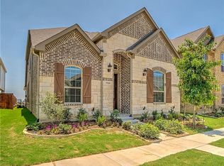7124 Isle Royal Ln, Irving, TX 75063