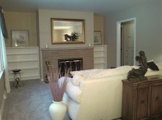 1239 Downer Ave, Lansing, MI 48912