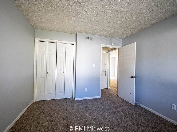5th image of 2911 Oxford Ln