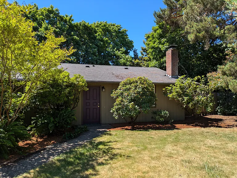 Front of duplex