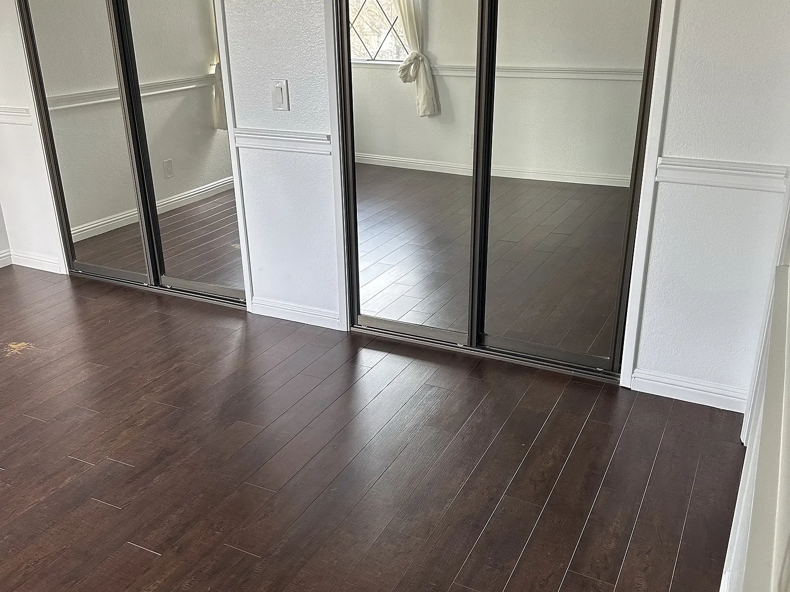3 bed, 2.5 bath, 1748 sqft, $1,100 — Photo 2