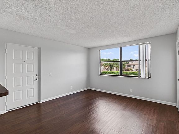 5th image of 708 Executive Center Dr #26-1-26