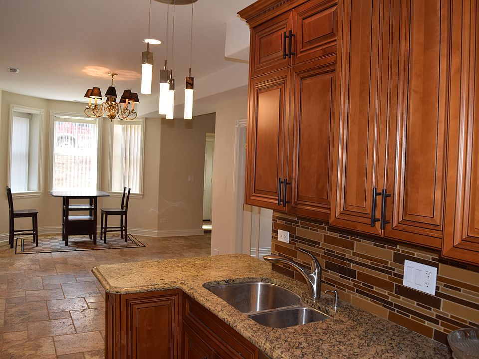 1st image of 1355 N Bosworth Ave APT 1
