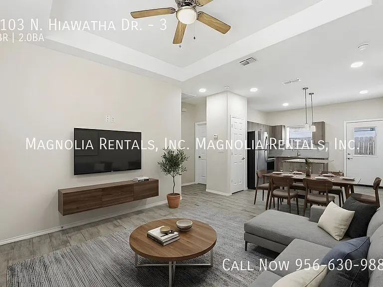 5103 N Hiawatha Dr #3 — Photo 2