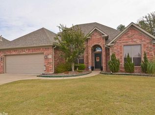 134 Cabanel Dr, Maumelle, AR 72113