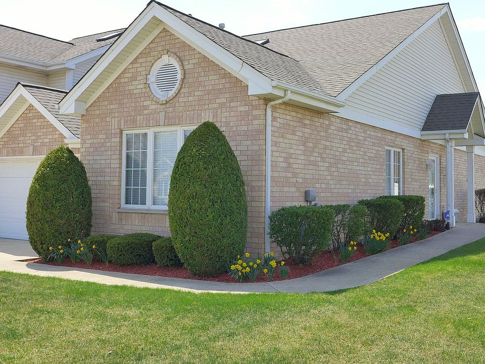 1st image of 11414 S Foxwoods Dr