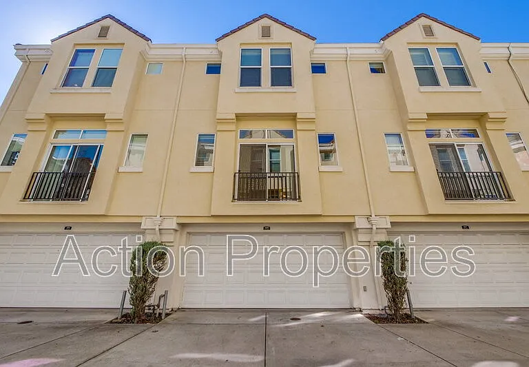 169 Bel Air Ct — Photo 22