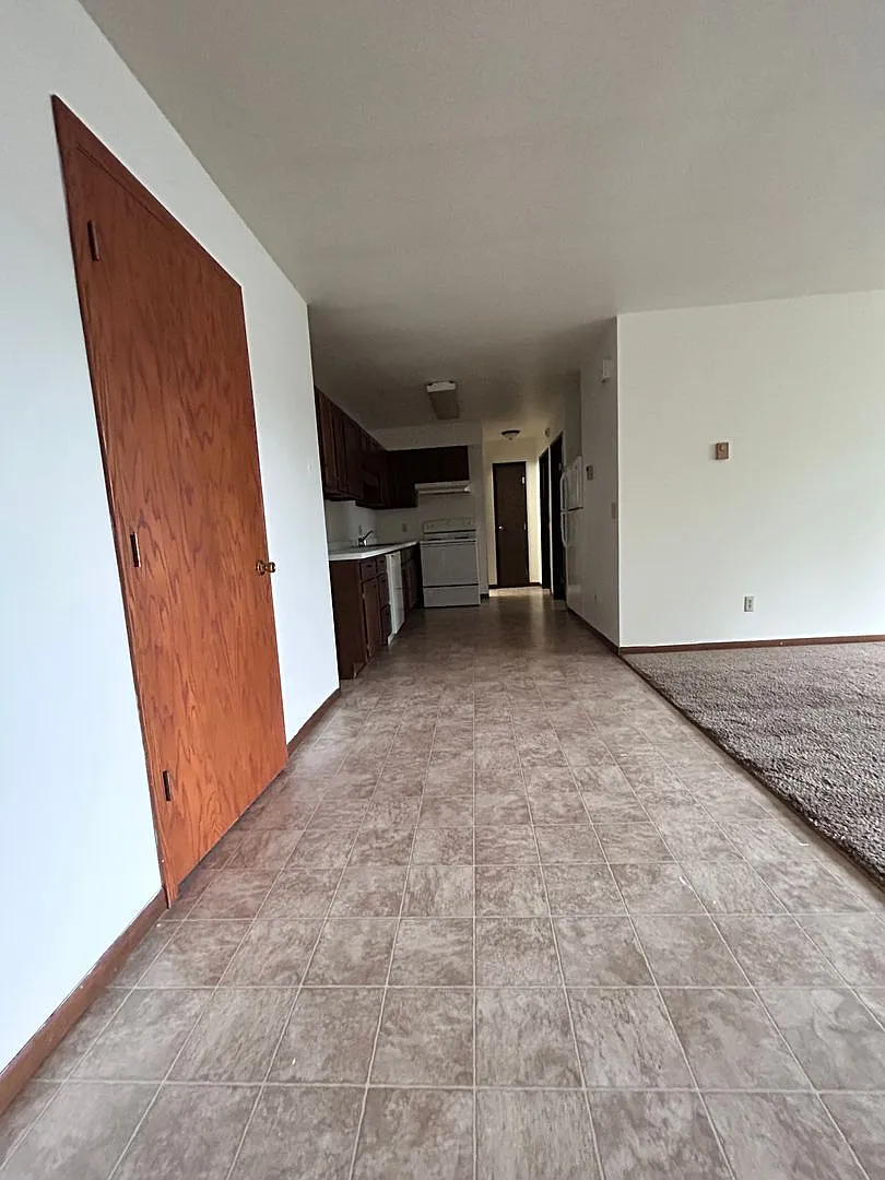 601 Colfax St — Photo 3