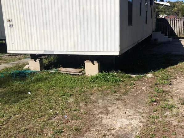 6753 16th St, Zephyrhills, FL 33542